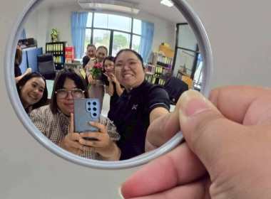 ร่วมให้การต้อนรับและแสดงความยินดี นางสาวเพ็ญสิรี ... พารามิเตอร์รูปภาพ 4